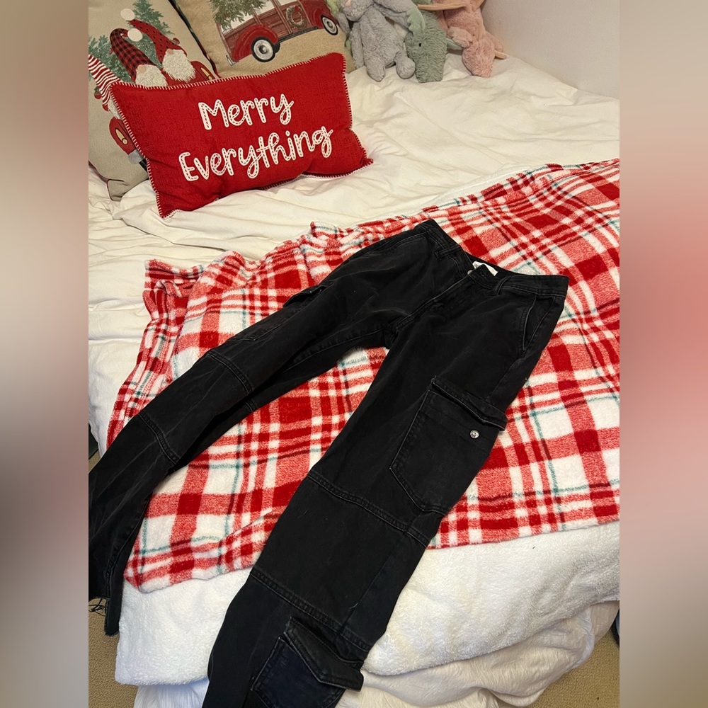 ZARA CARGO JEAN WITH SMALL SLIT AT ANKLES